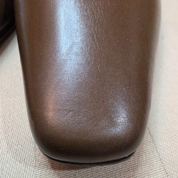 TALBOTS | BROWN LEATHER PUMPS | SIZE 6.5 M - Picture 3 of 9